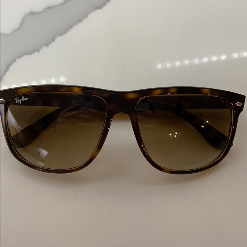 Ray bans